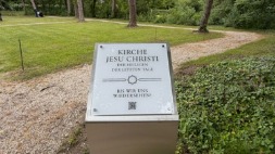 Feierliche-Eröffnung-des-neuen-Friedhofsbereichs_5.jpeg