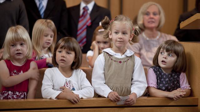 Was erwartet einen bei einem Gottesdienst der Kirche?