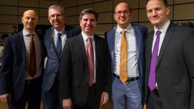 Georg Greindl (der diesen Sonntag seine Aufgaben an Roland 
Bäck übergeben durfte), Thomas Soucek, Massimo DeFeo (Generalautorität), 
Helmut Wondra (Pfahlpräsident), Roland Bäck (neuer Ratgeber in der 
Pfahlpräsidentschaft) 